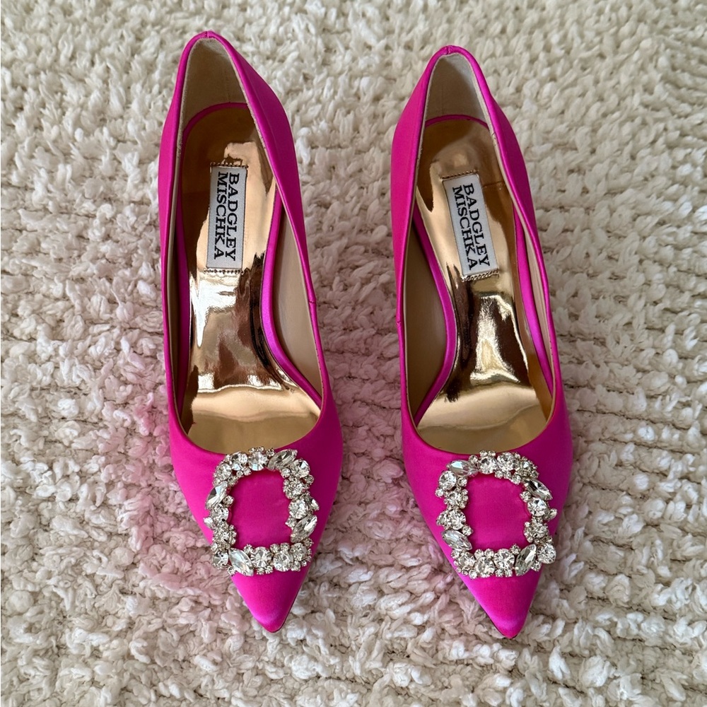 Badgley Mischka Cher Pump Hot Pink